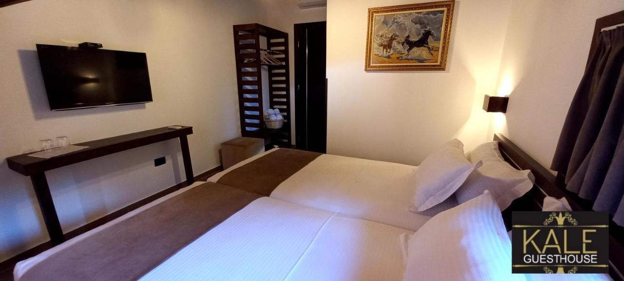 Kale Guesthouse Gjirokastër Buitenkant foto