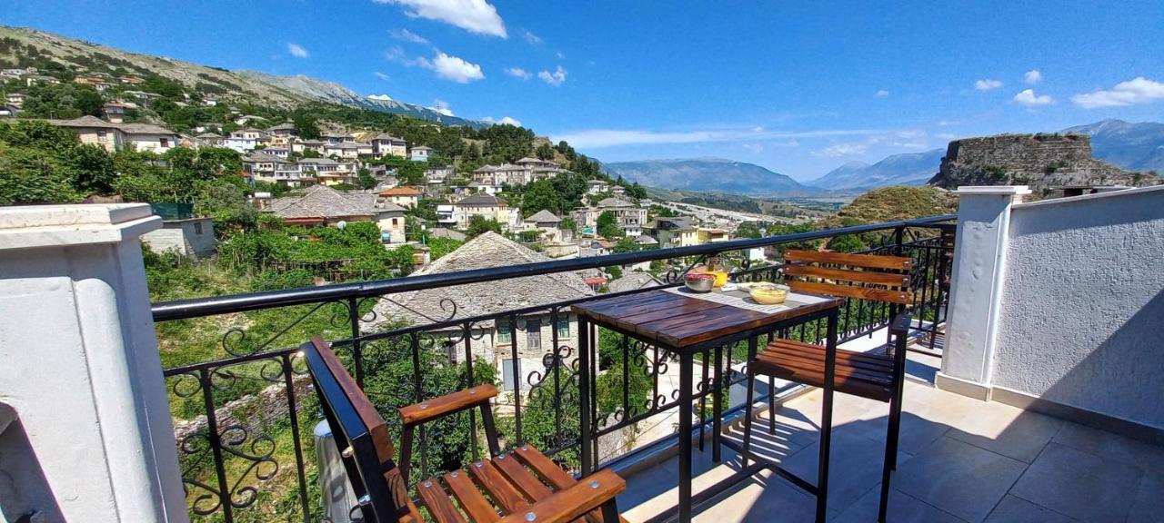 Kale Guesthouse Gjirokastër Buitenkant foto
