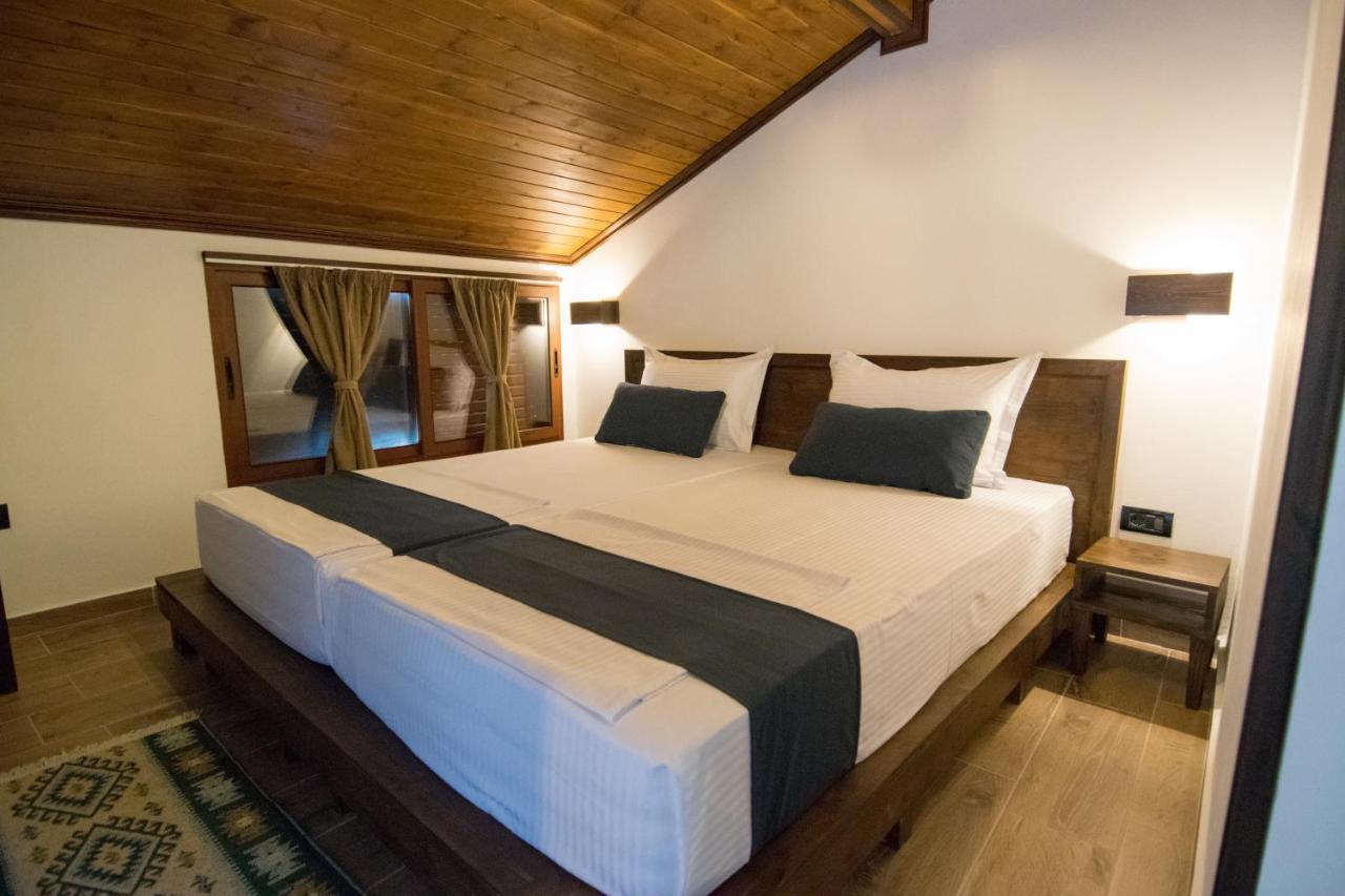 Kale Guesthouse Gjirokastër Buitenkant foto